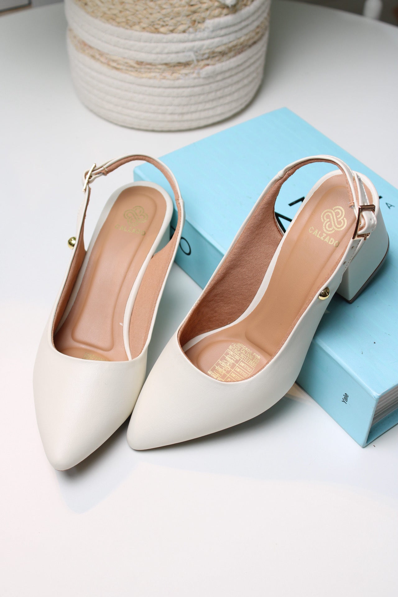 👠 Estiletto Talco 5,5 cm – Sofisticación que Estiliza al Instante| L-540
