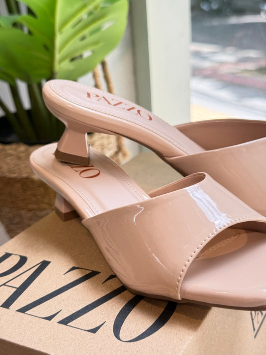 Sandalia Mule Nude Charol PAZZO – Elegancia y Comodidad Todo el Día