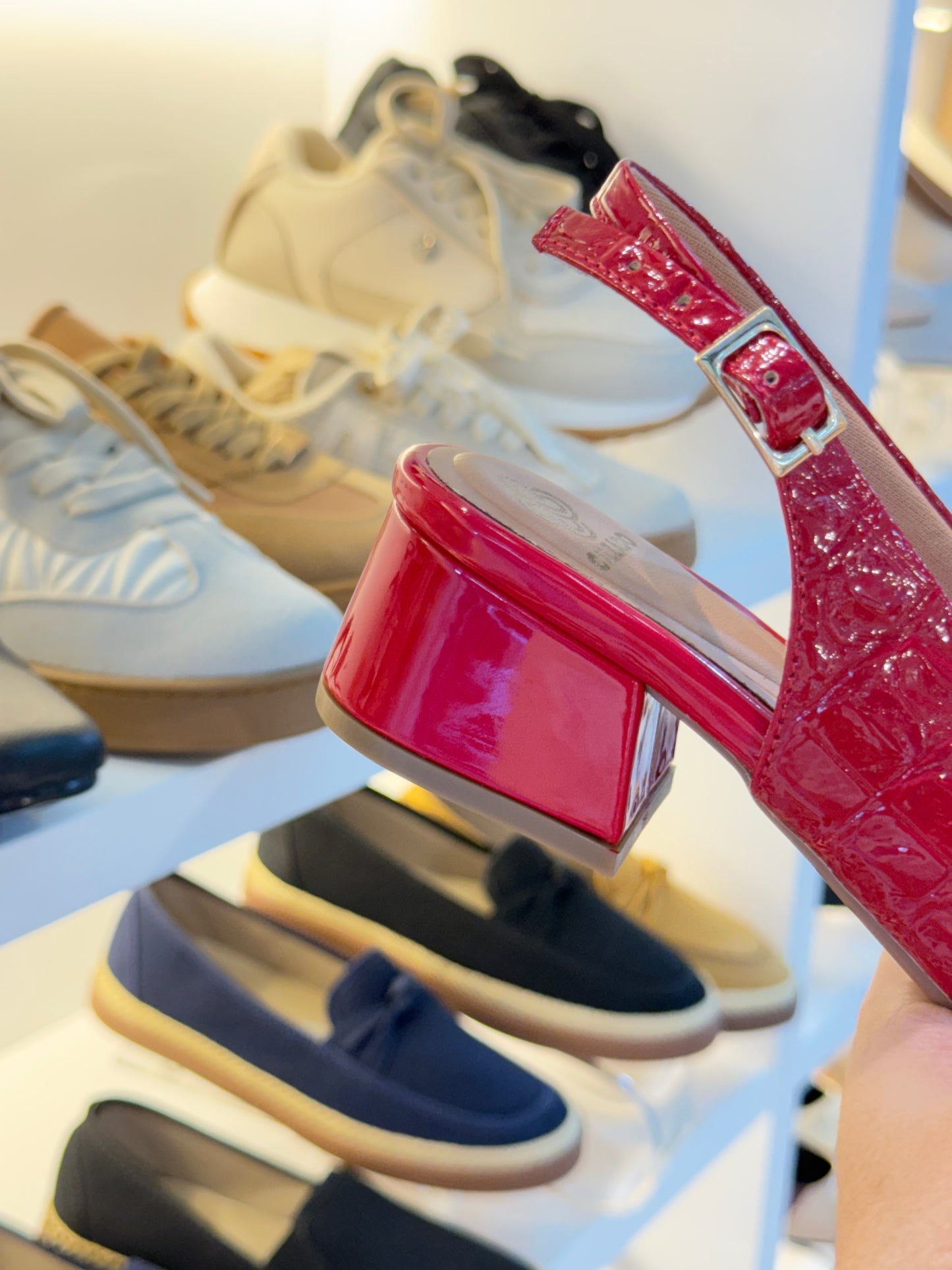 Slingback Clásico Charol Rojo – Tacón Confort 3.5 cm